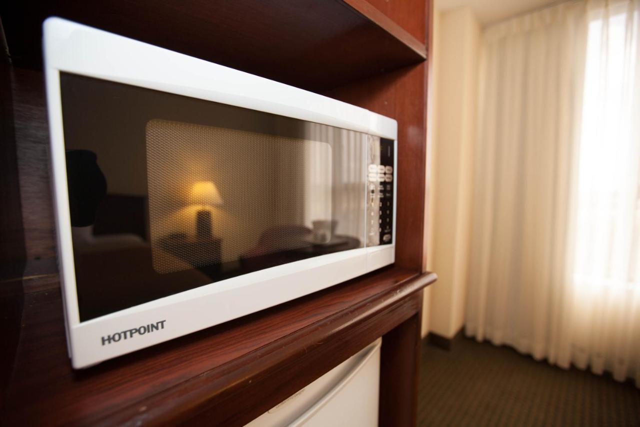 Holiday Inn Miami West - Airport Area By Ihg Hialeah Gardens Extérieur photo